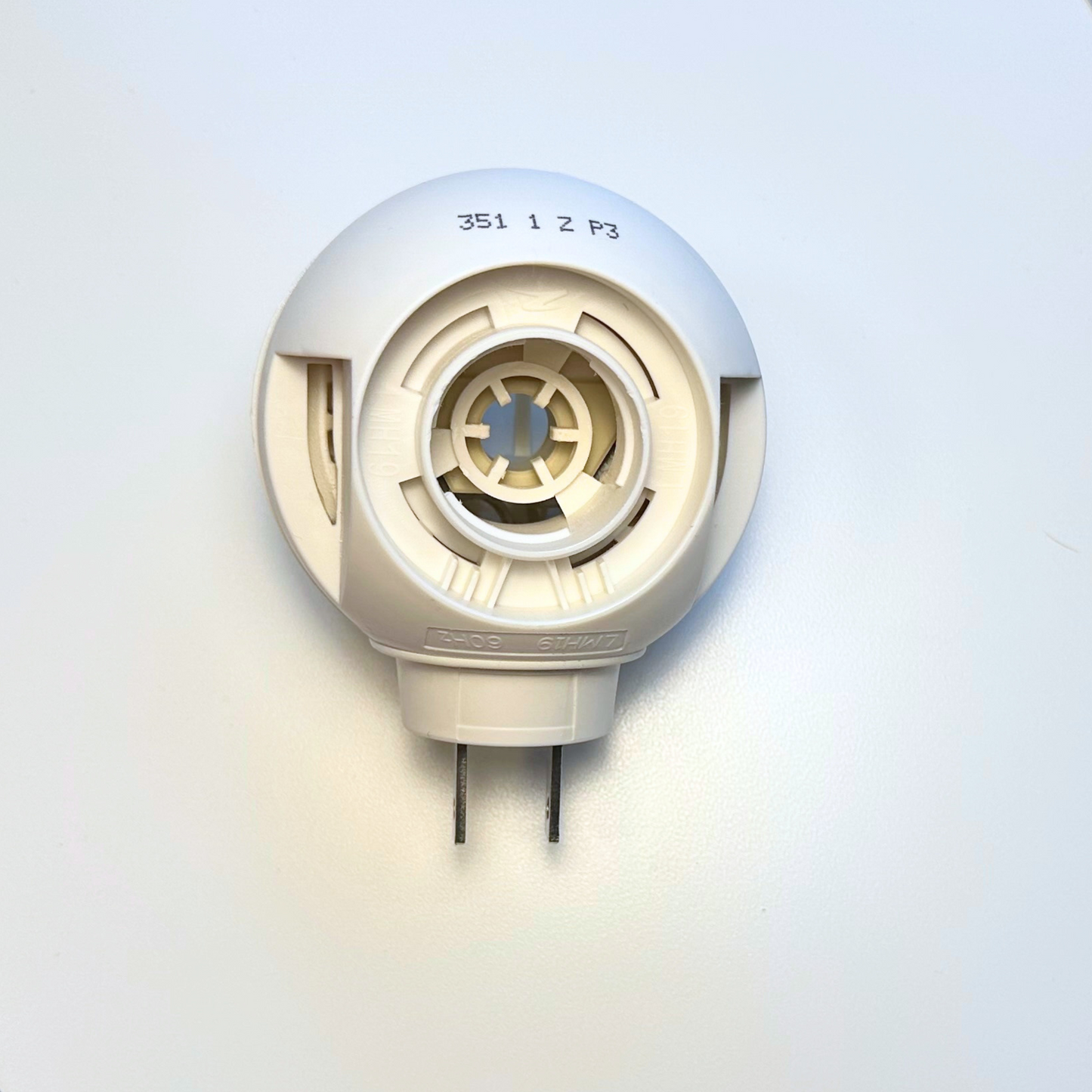 FELIWAY Classic Plug-In Calming Diffuser and 30 Day Refill for Cats