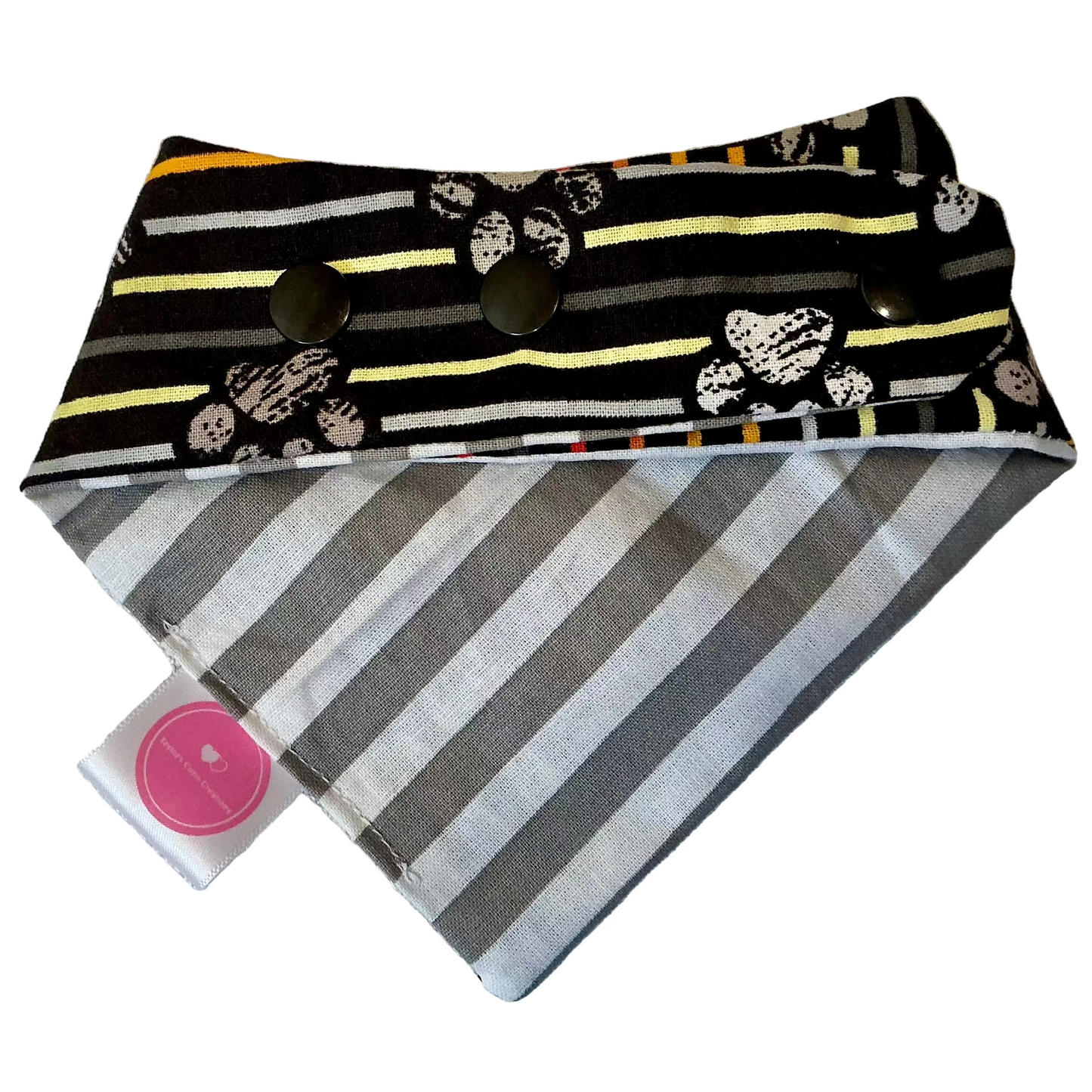 Dog Bandanas – Taylor’s Cutie Creations