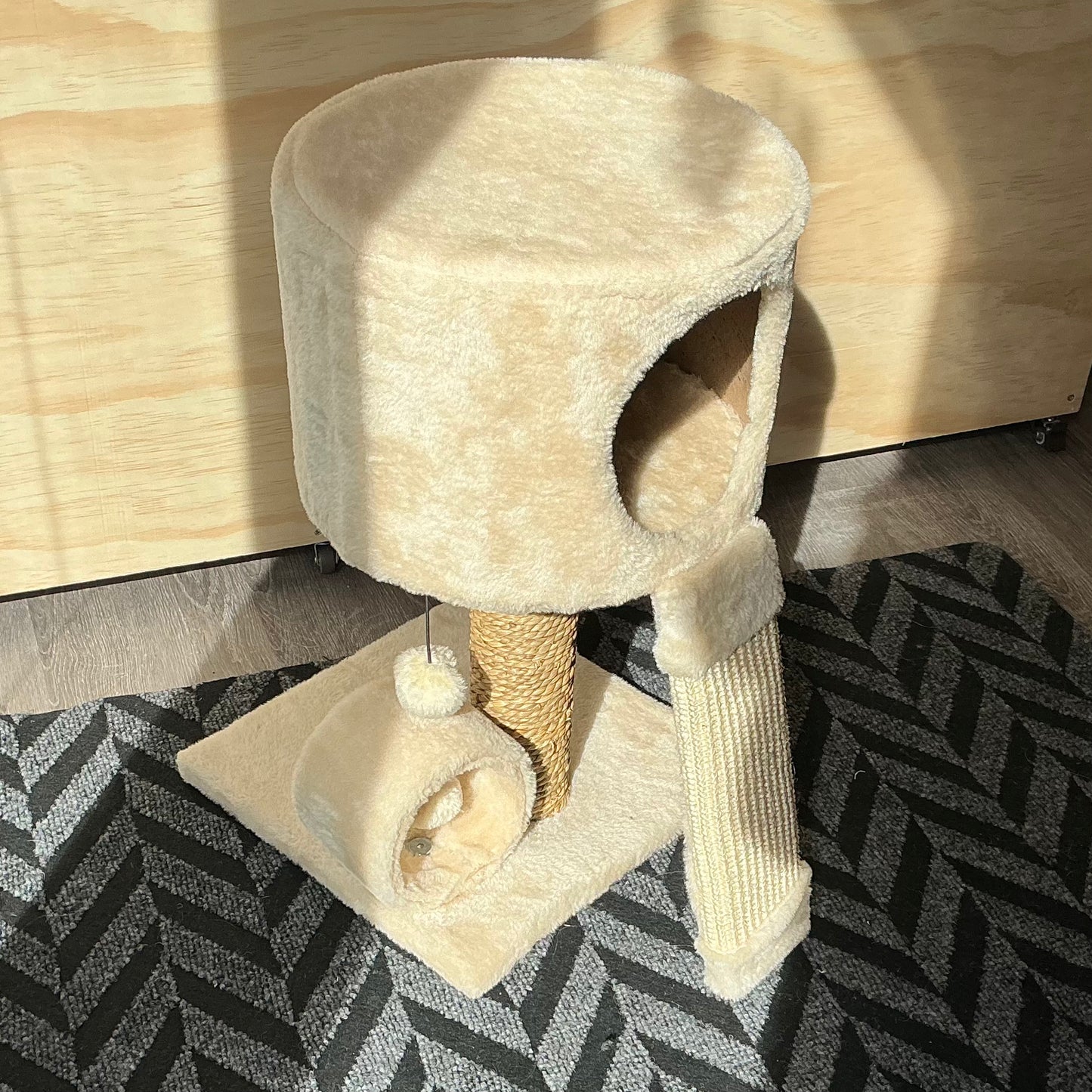 Cream Compact Cat Tree with Condo & Scratching Ramp
