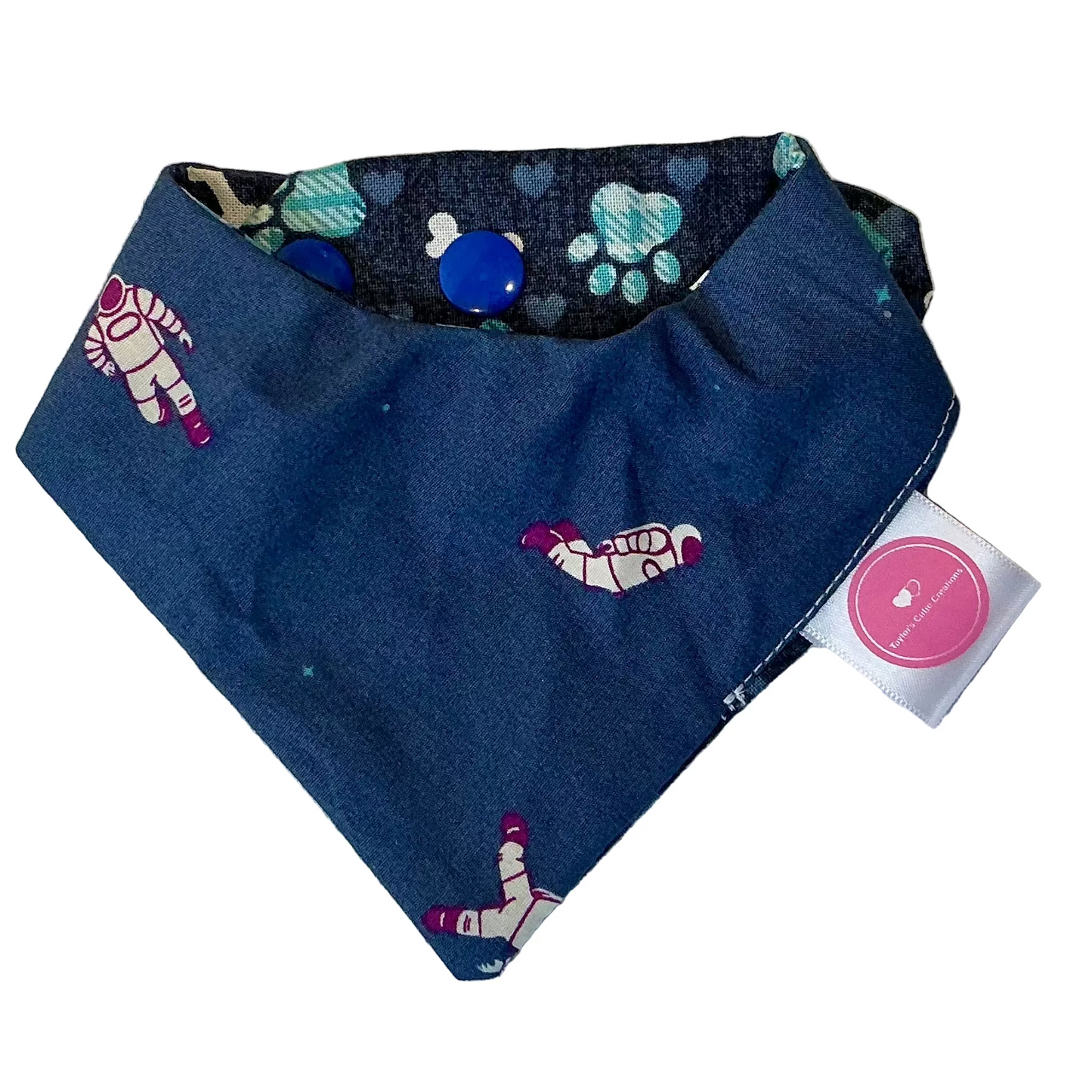 Dog Bandanas – Taylor’s Cutie Creations